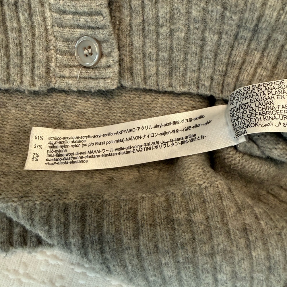 ZARA Button-Up Cardigan - Picture 4 of 8